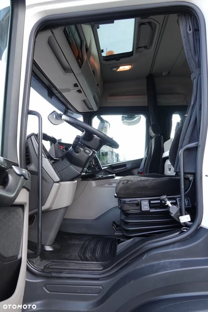 Scania P 450 / RETARDER / HYDRAULIKA / NISKA KABINA - 23