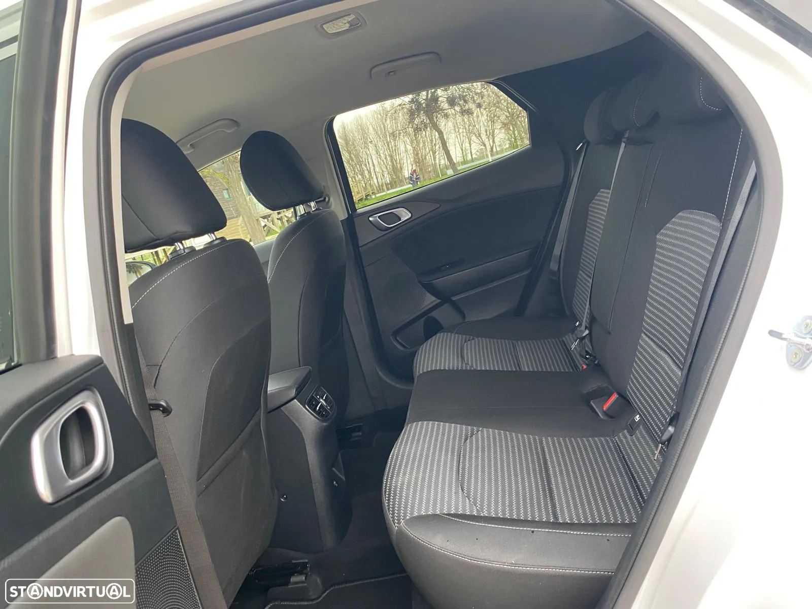 Kia XCeed 1.0 T-GDI Dynamic - 10