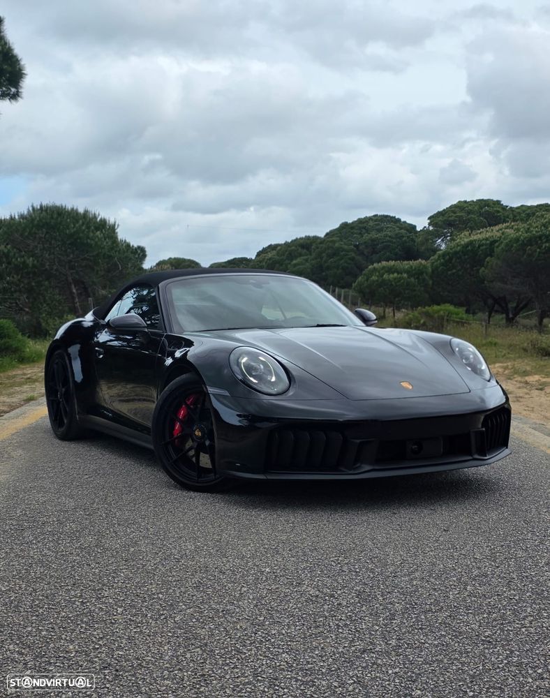 Porsche 911 (992) Carrera GTS - 2