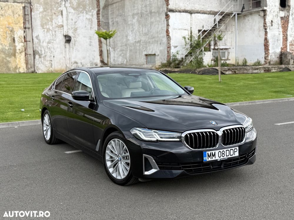 BMW Seria 5 530e xDrive Aut. Luxury Line - 1