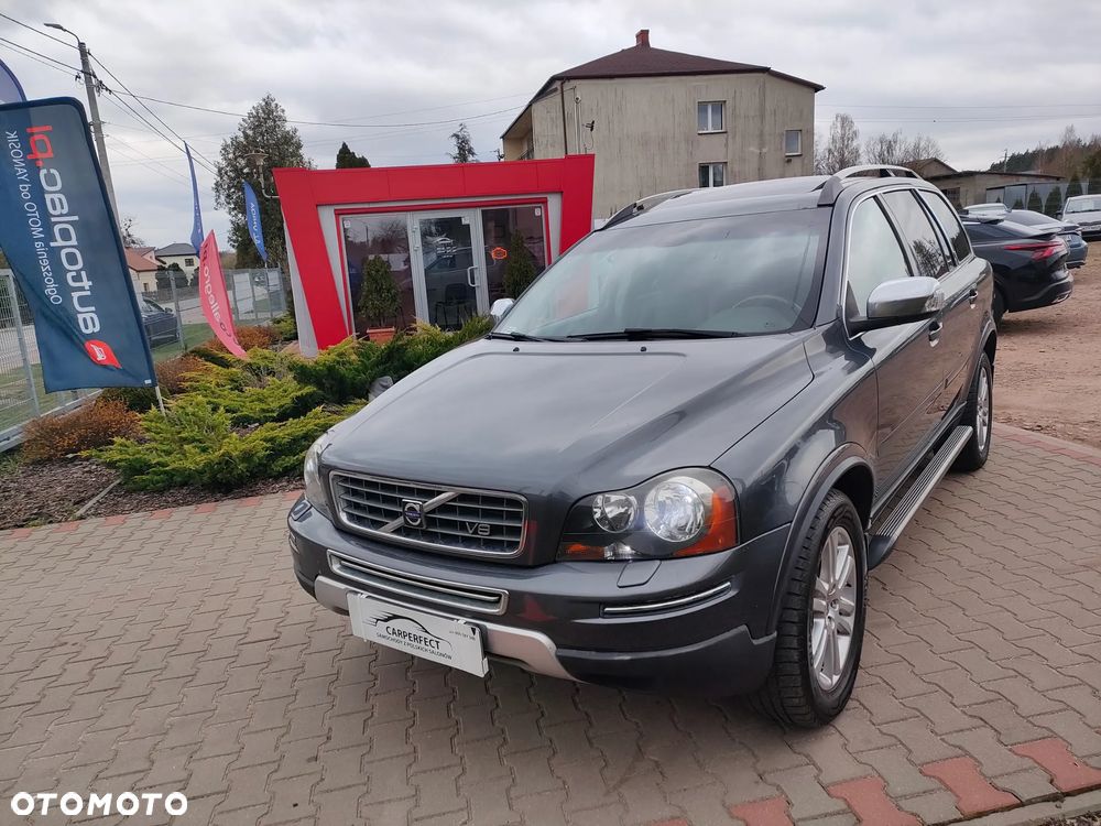 Volvo XC 90 - 1