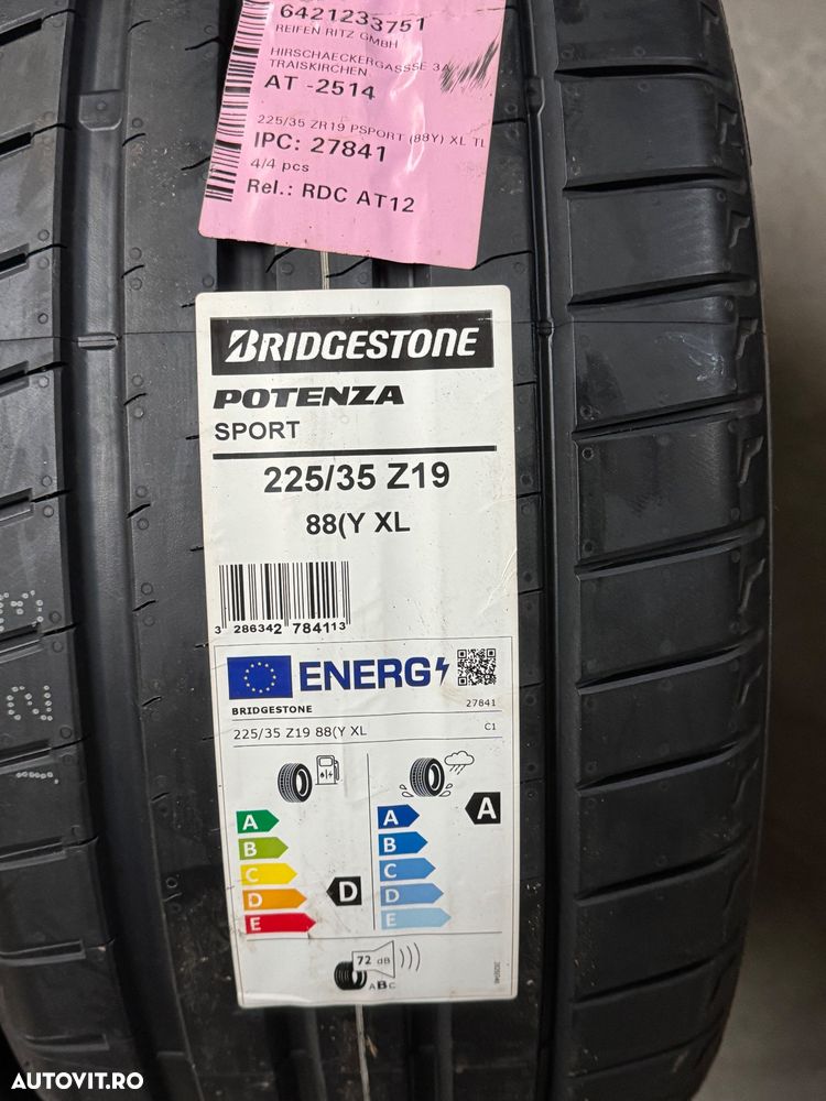 Vând 2 anvelope 225/35/19 bridgestone de vară noi - 2