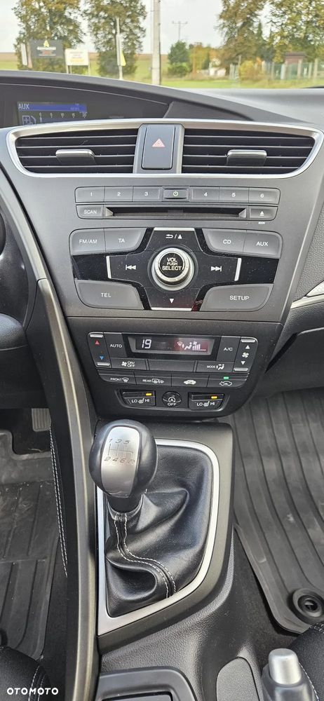 Honda Civic 1.4 i-VTEC Comfort - 7