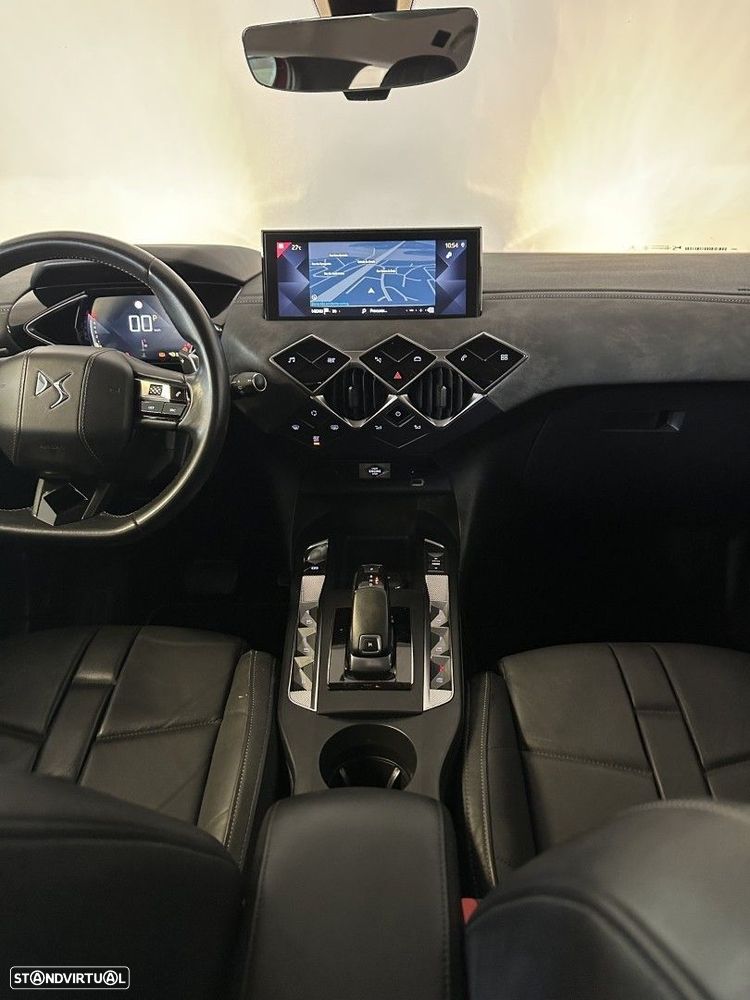 DS 3 Crossback 1.2 PureTech Grand Chic EAT8 — fotografia 8