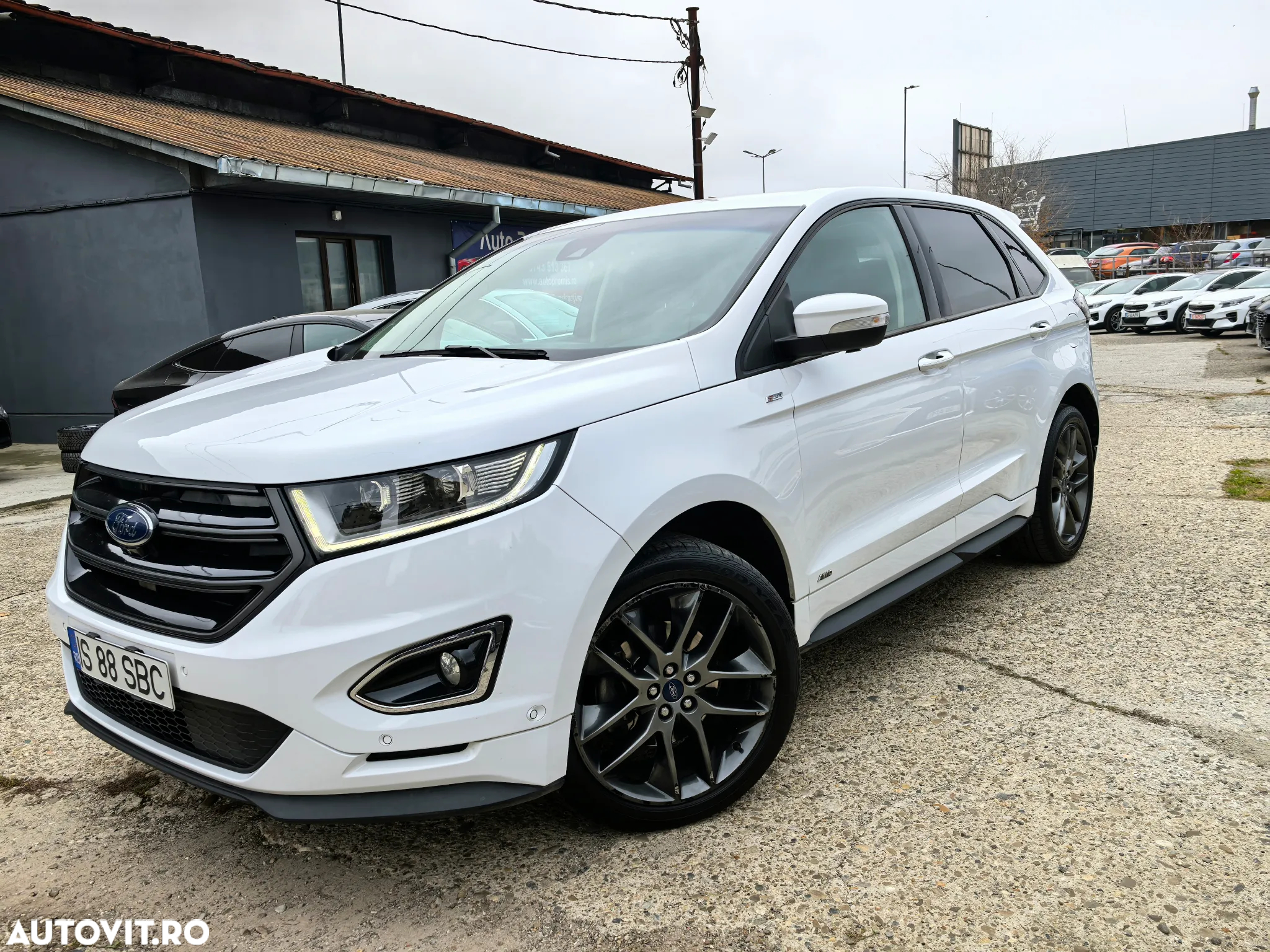 Ford Edge 2.0 TDCi Bi-Turbo 4x4 ST-LINE - 4