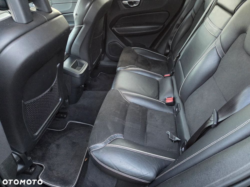 Volvo XC 60 D4 AWD Geartronic RDesign - 12