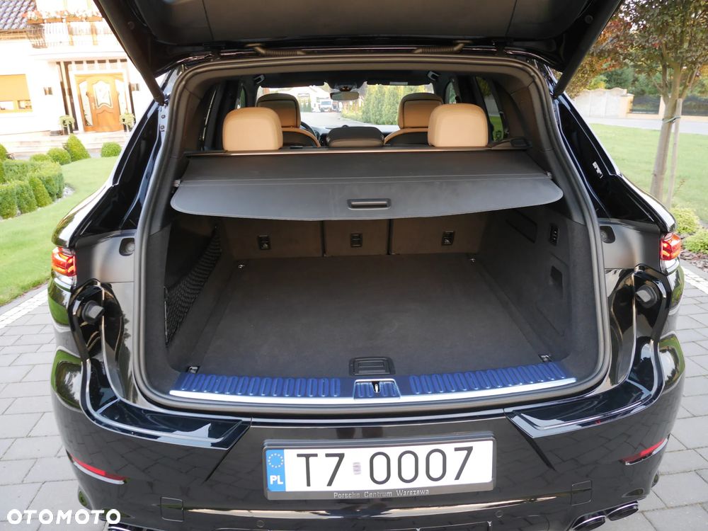 Porsche Cayenne Black Edition - 24