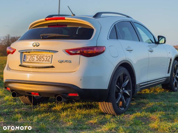 Infiniti Q70 3.0d S Premium - 4