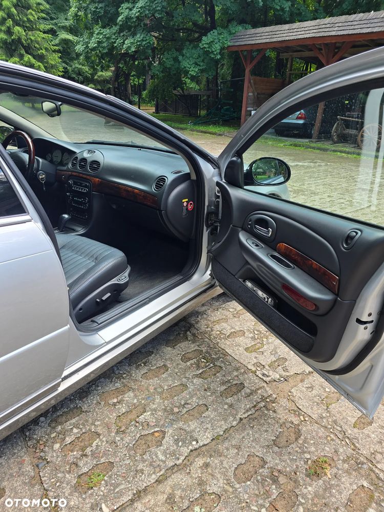 Chrysler 300M - 25