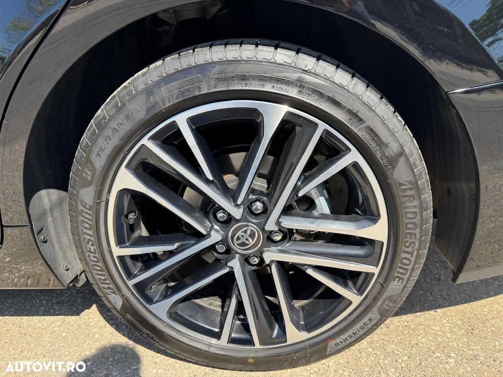 Toyota Camry 2.5 Business - 40