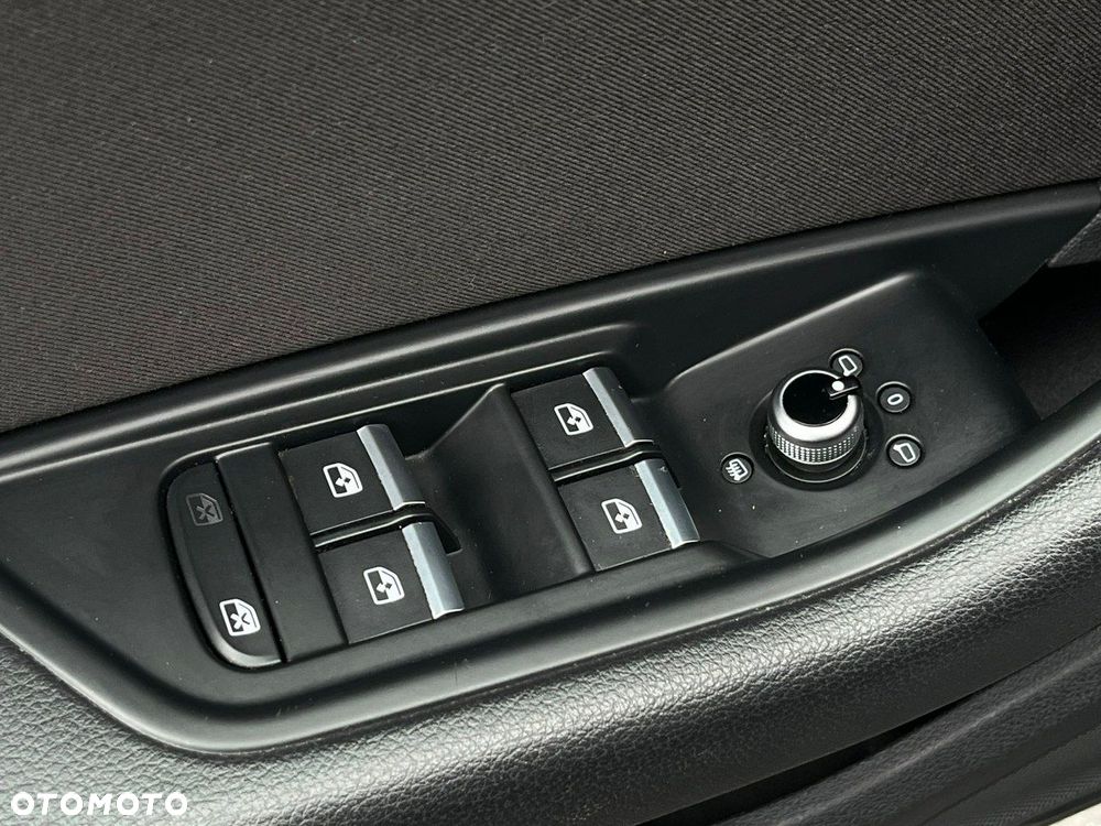 Audi A4 Limousine - 34