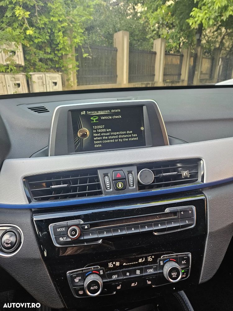 BMW X1 - 15