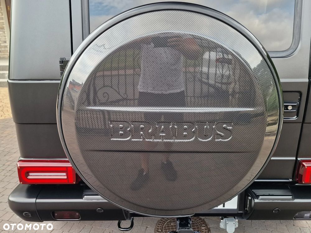 Mercedes-Benz Klasa G 63 AMG AMG SPEEDSHIFT 7G-TRONIC - 27