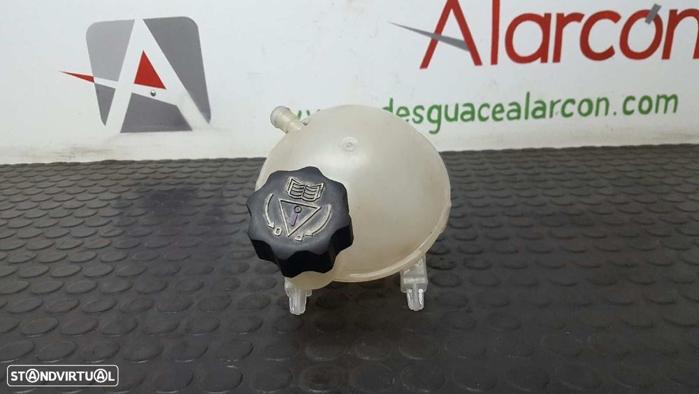 DEPOSÍTO DE EXPANSÃO CITROEN C4 BERLINA SX - 6