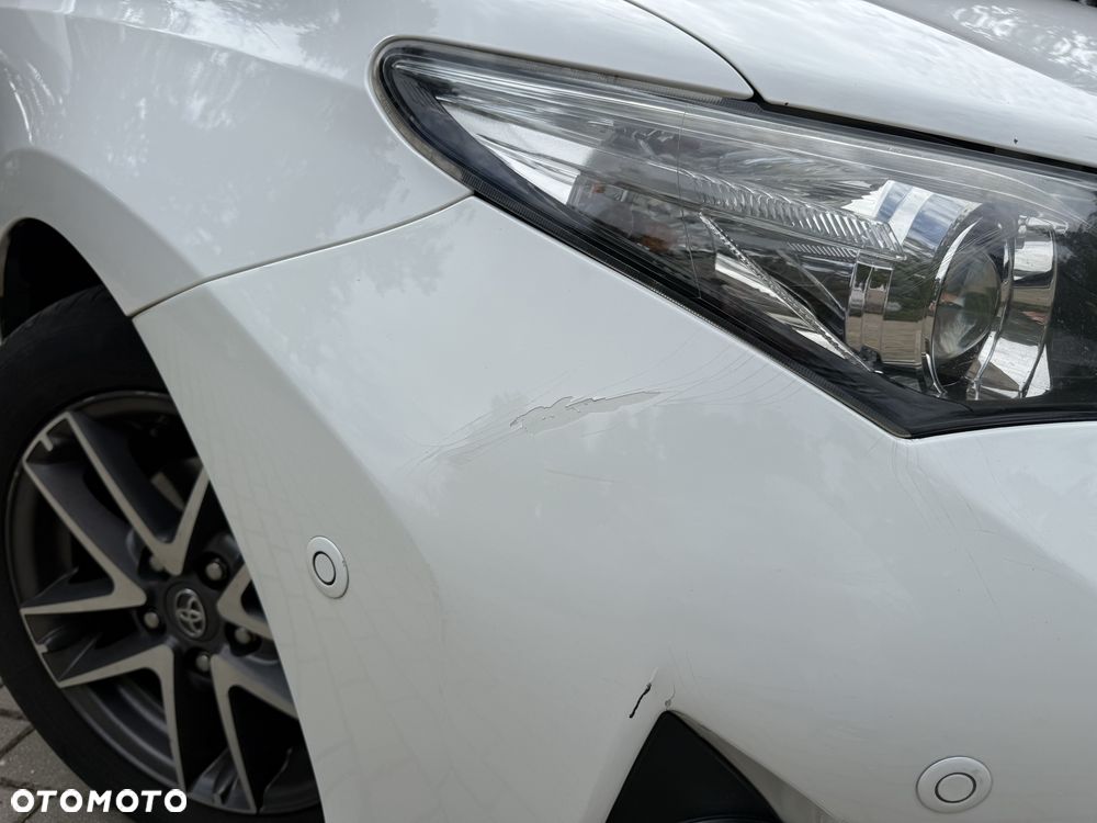 Toyota Auris - 18