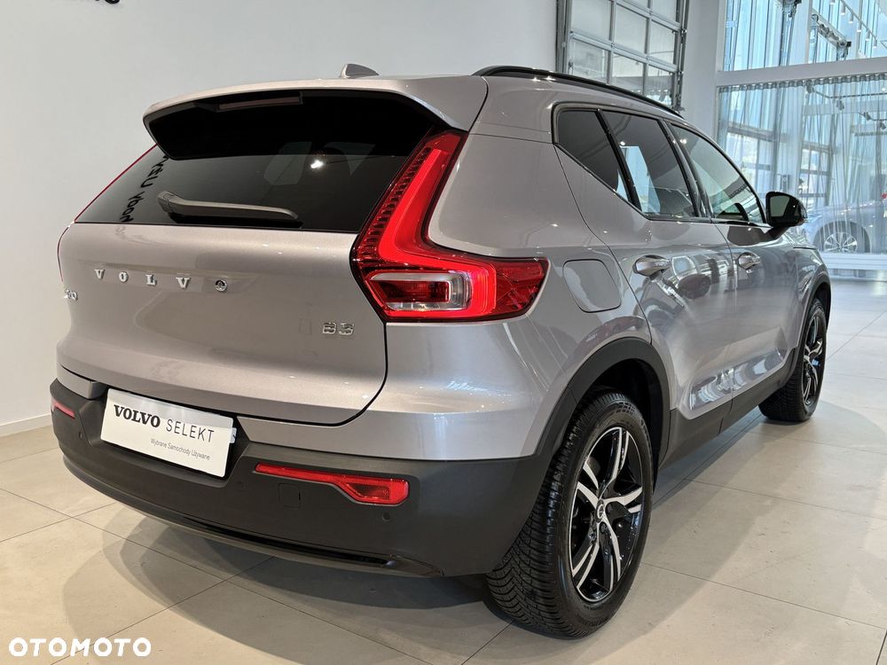 Volvo XC 40 - 5