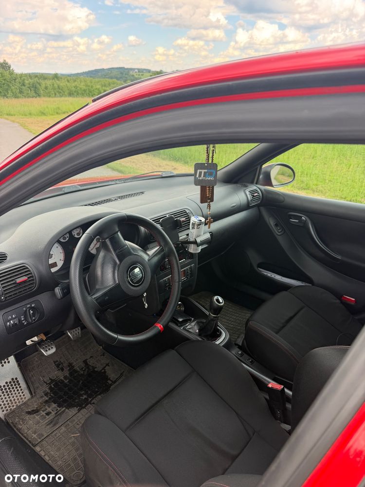 Seat Leon 1.8T Cupra R - 8