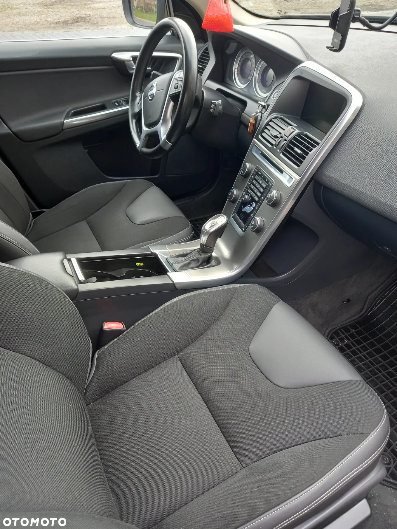 Volvo XC 60 D4 Geartronic Summum - 5
