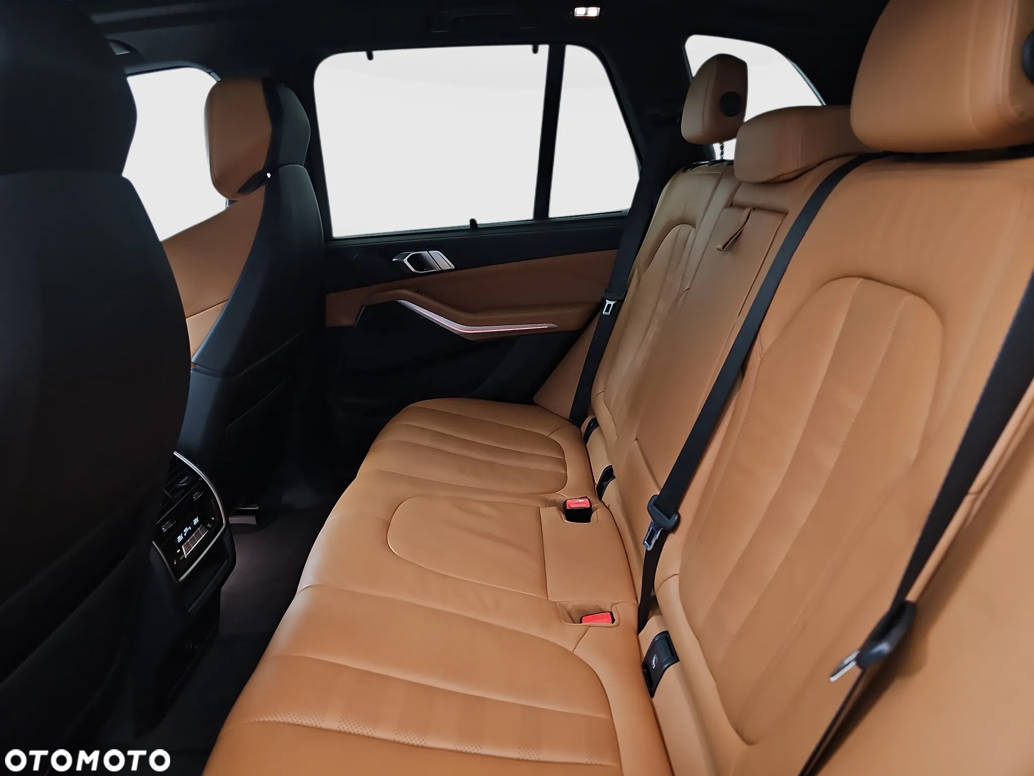 BMW X5 xDrive40d mHEV - 23