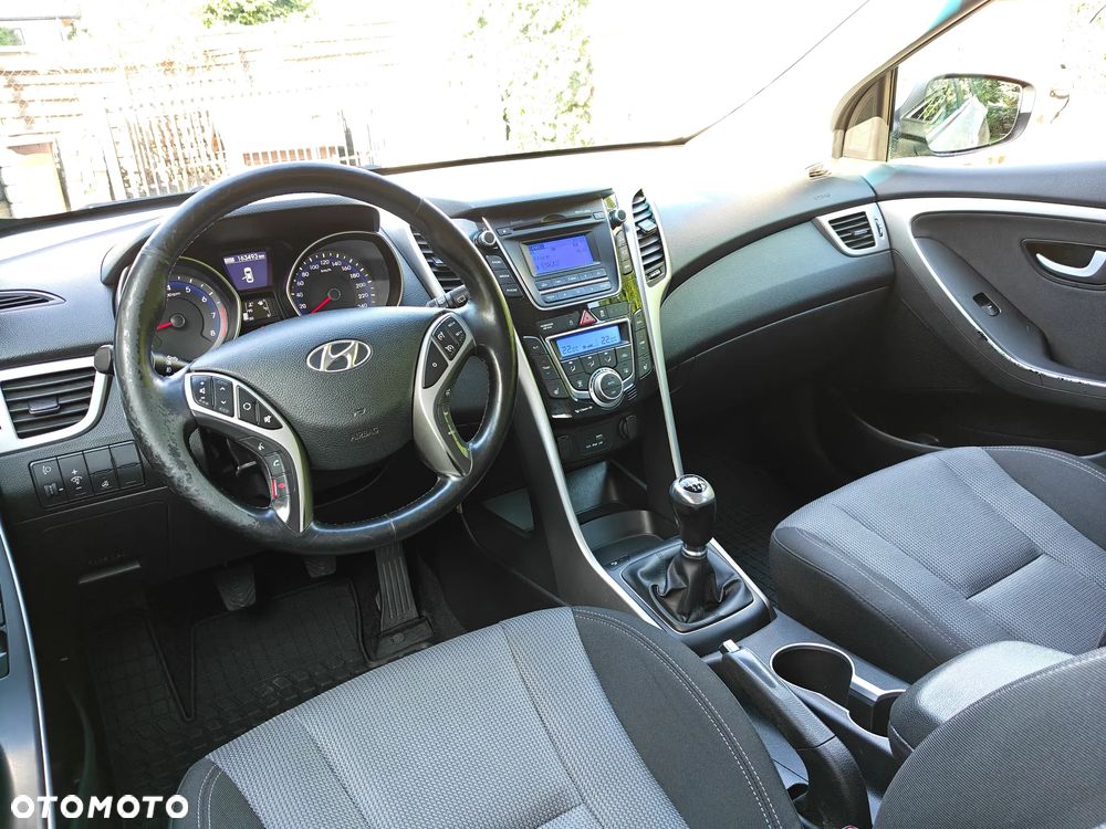 Hyundai i30 - 21