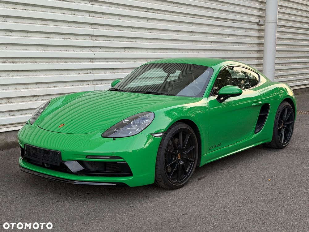 Porsche 718 Cayman - 13
