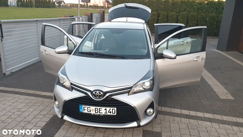 Toyota Yaris - 10