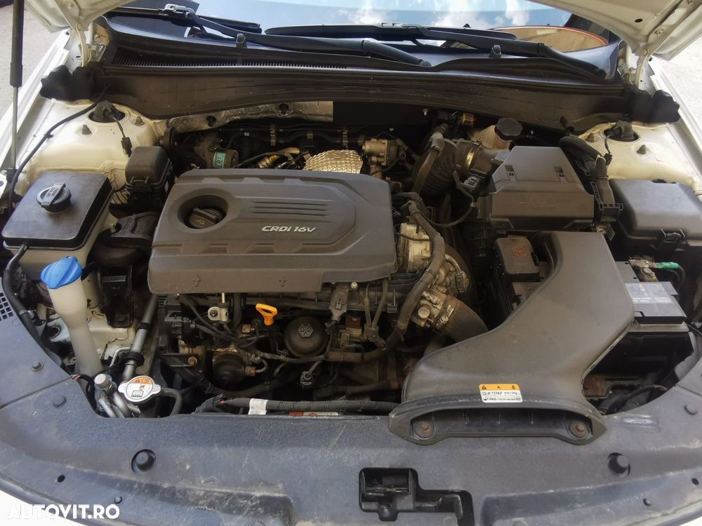 Kia Optima Sportswagon 1.7 DSL 7DCT GT Line - 10