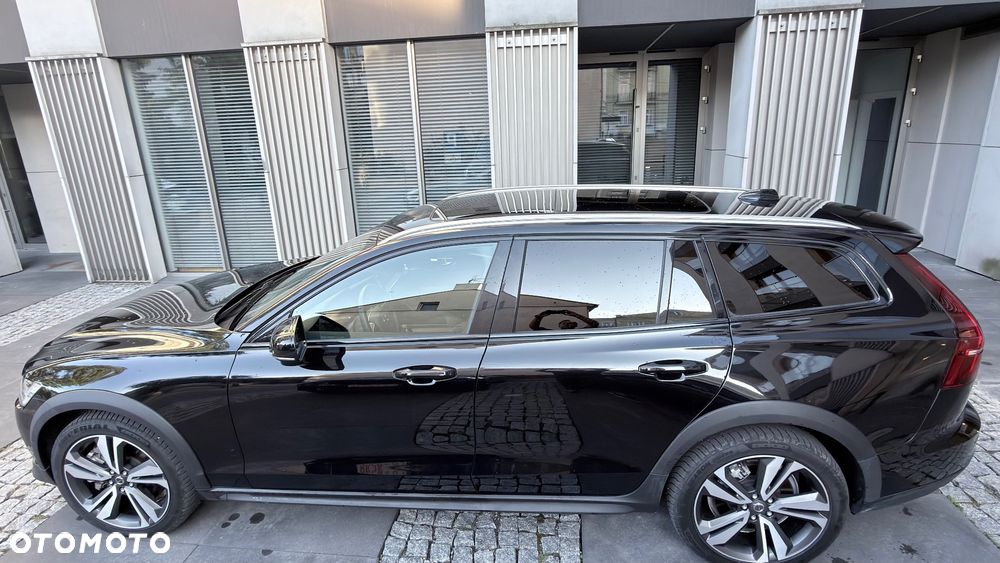Volvo V60 B5 B AWD Plus Bright - 9