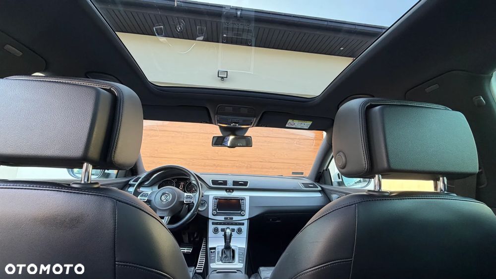 Volkswagen Passat 2.0 TDI DSG BlueMotion Technology R-Line - 20