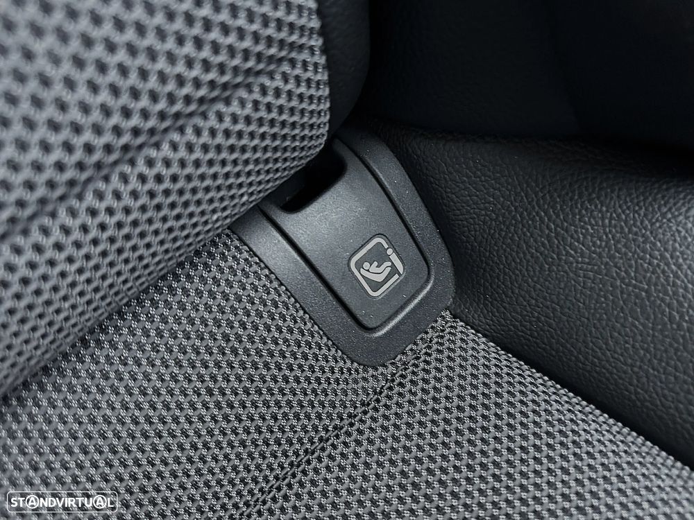 Mercedes-Benz E 220 d Avantgarde - 11