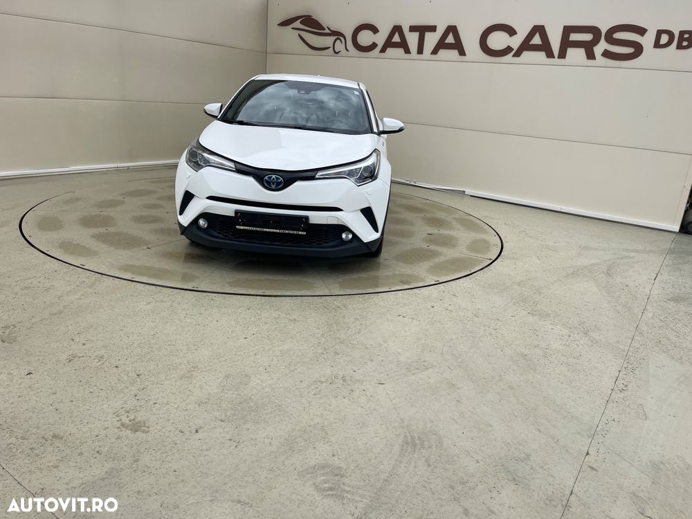 Toyota C-HR Hybrid Club - 2
