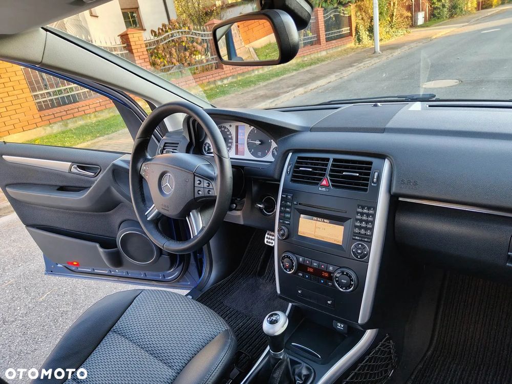 Mercedes-Benz Klasa B 180 CDI DPF SPORT EDITION - 25