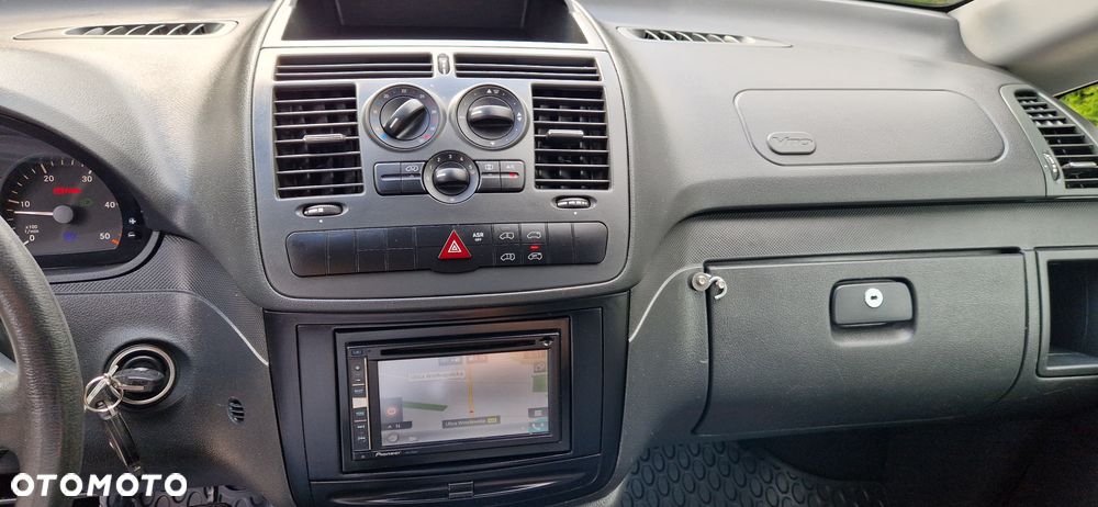 Mercedes-Benz Vito - 10