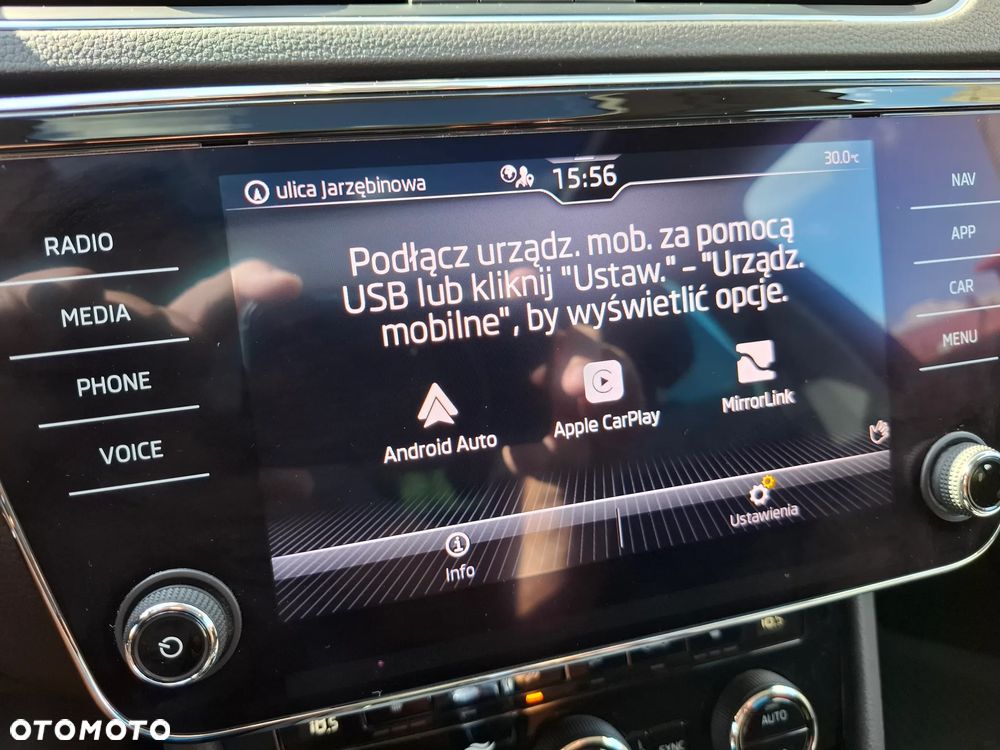 Skoda Superb 2.0 TDI SCR Style DSG - 20