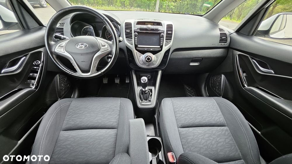 Hyundai ix20 1.4 Crossline - 24