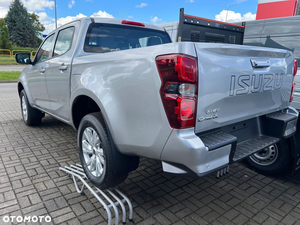 Isuzu D-Max 1.9 DC LS - 3