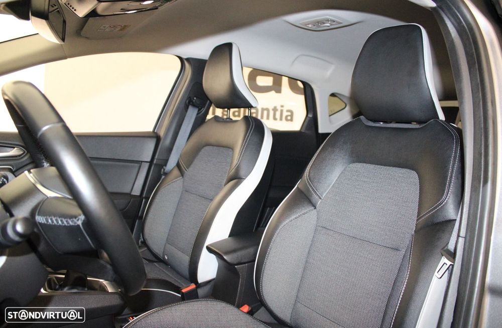 Renault Captur 1.0 TCe Techno - 30