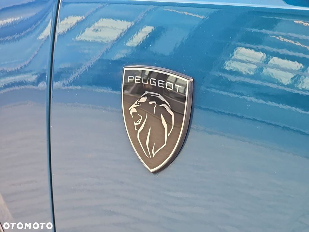 Peugeot 408 - 16