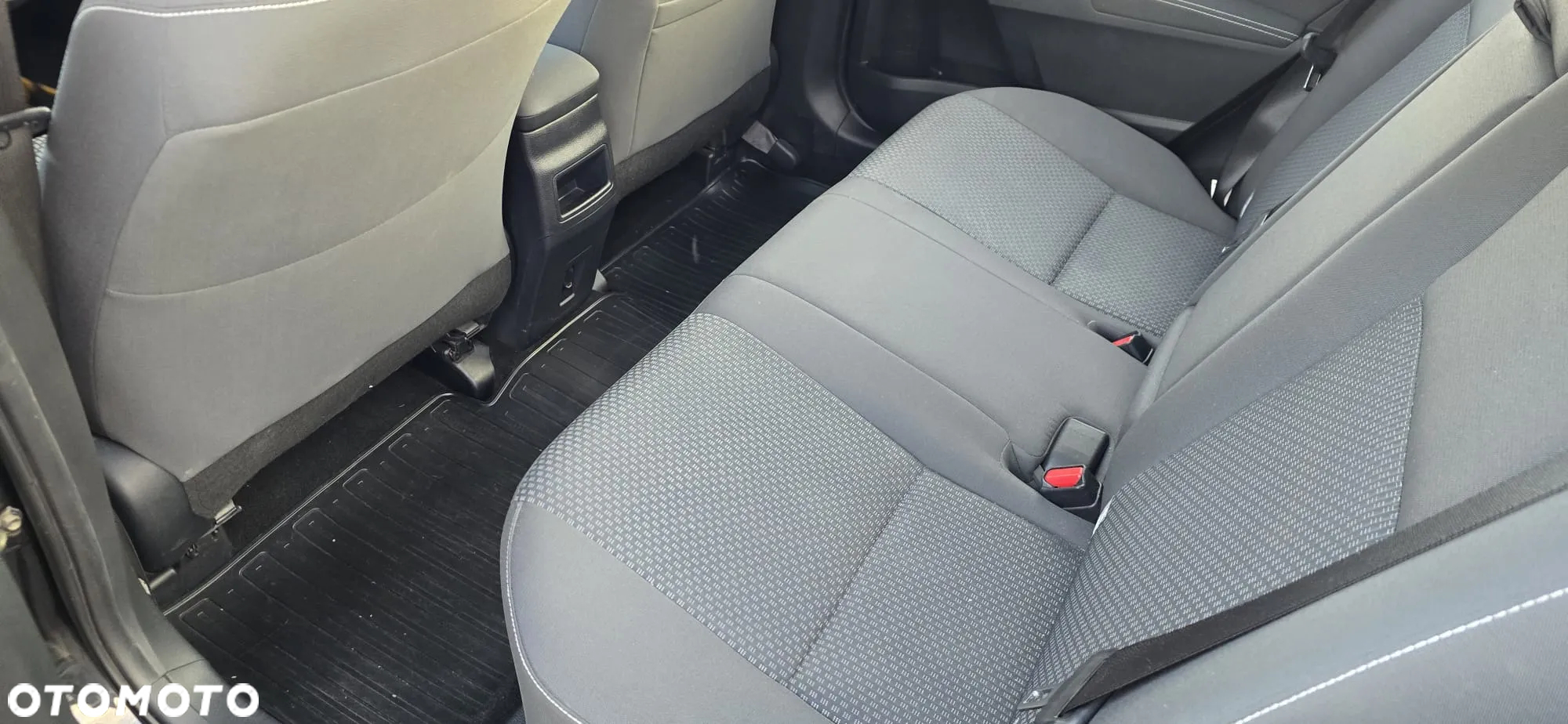 Toyota Corolla 1.6 Comfort - 14