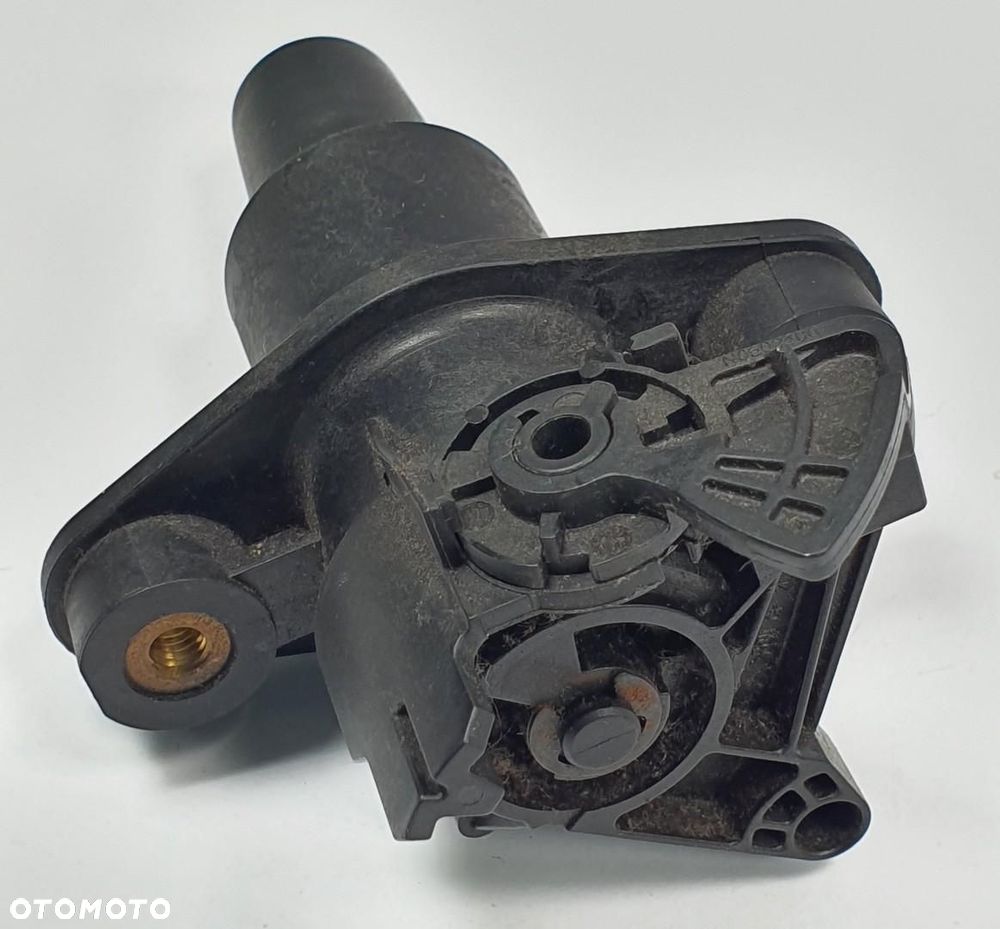 KLAMKA PRZYCISK KLAPY BAGAŻNIKA CITROEN C1 N0502400 - 2