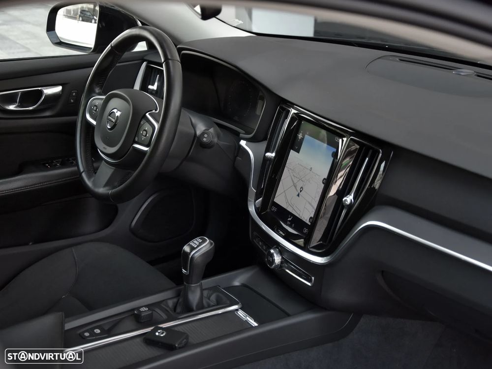 Volvo V60 2.0 D3 - 17