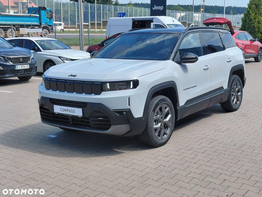 Jeep Compass - 8