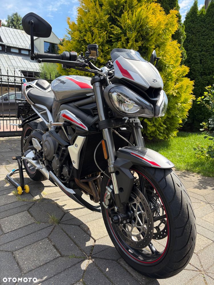 Triumph Street Triple - 3