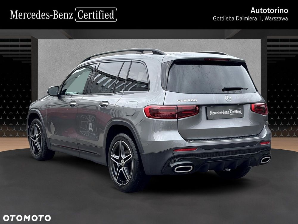 Mercedes-Benz GLB - 4