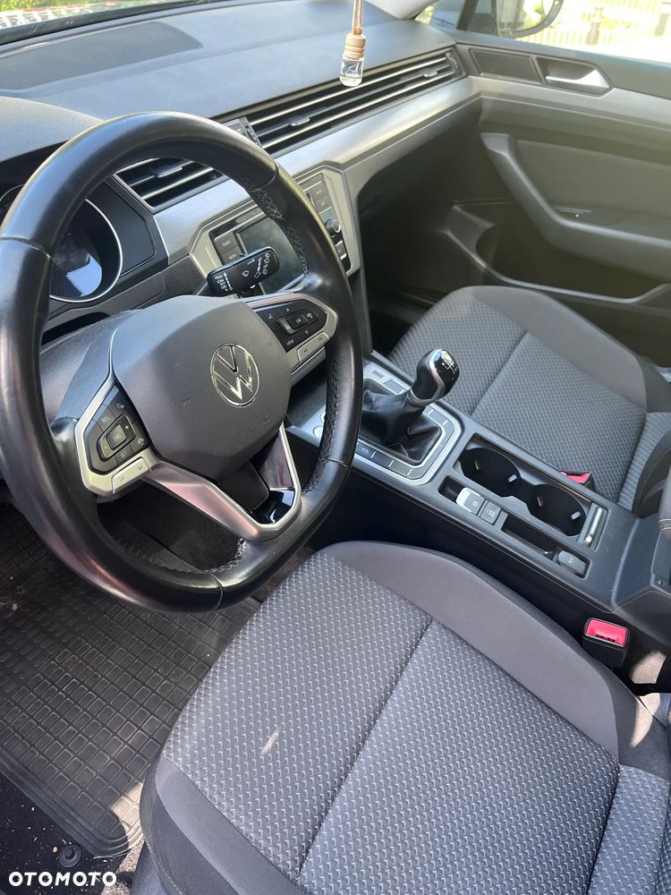 Volkswagen Passat 1.5 TSI EVO Business - 8
