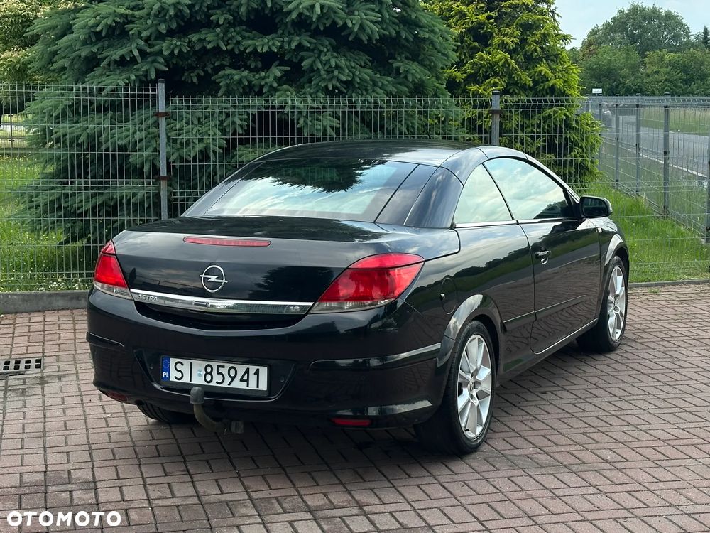 Opel Astra 1.8 Cosmo - 21