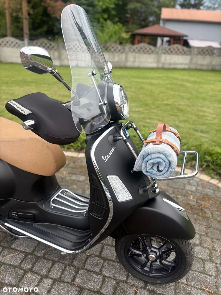 Vespa GTS - 21