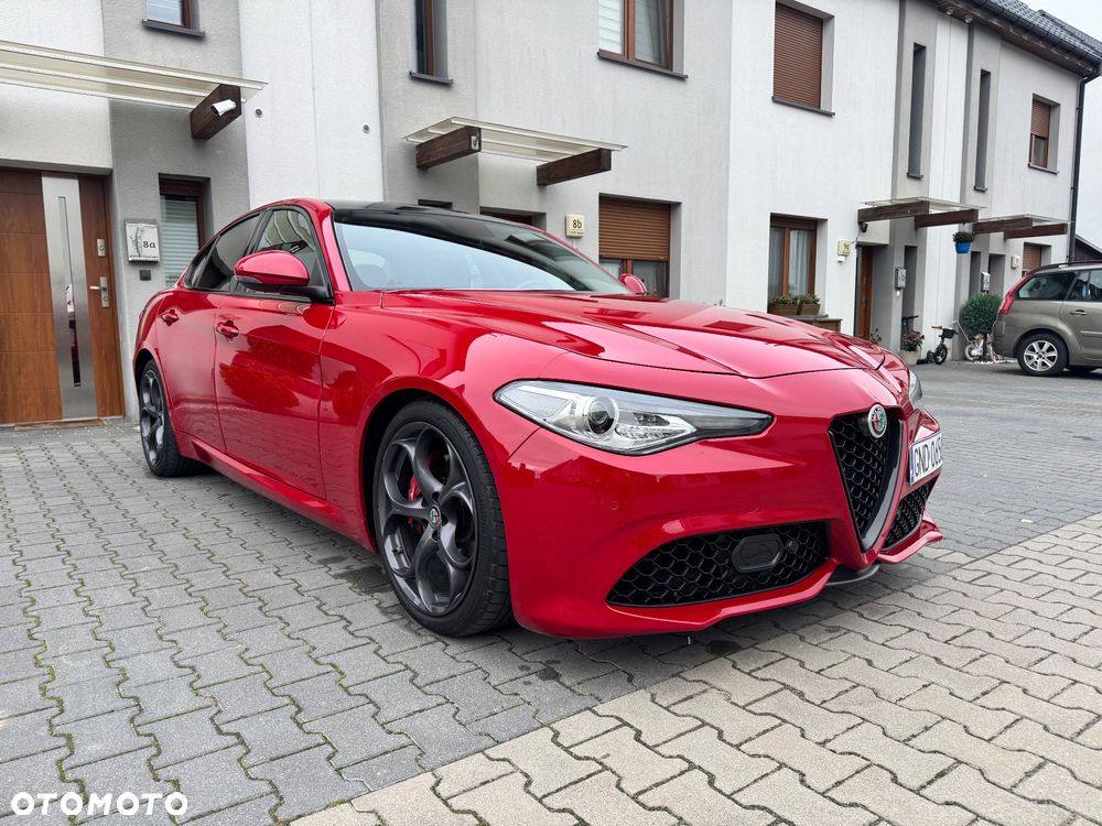 Alfa Romeo Giulia 2.0 Turbo 16V AT8 Veloce Ti - 1