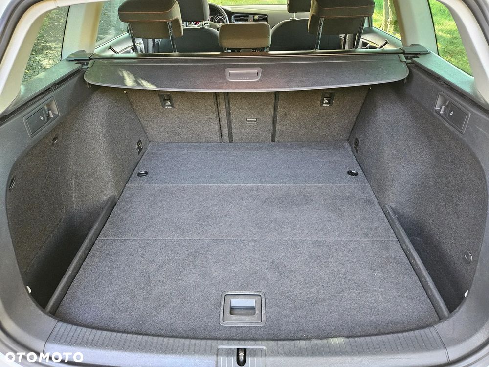 Volkswagen Golf 2.0 TDI BMT Comfortline - 21
