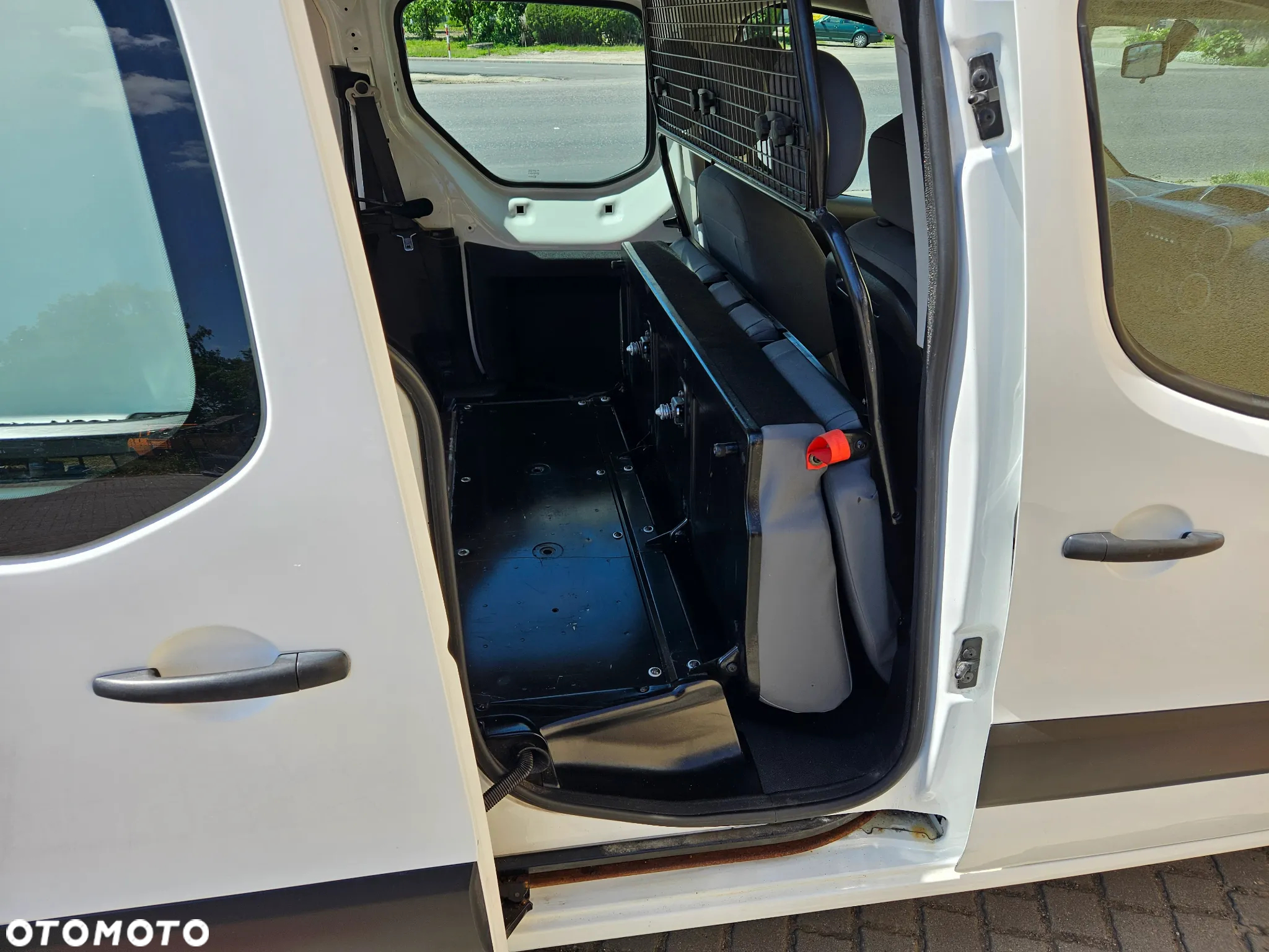 Peugeot Partner - 17